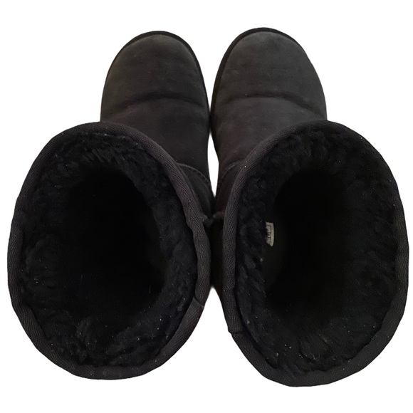 UGG Black Classic Short II #5825 Sheepskin Boots Size 6 - Picture 6 of 14